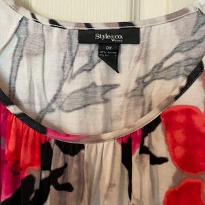 Style n company summer floral top